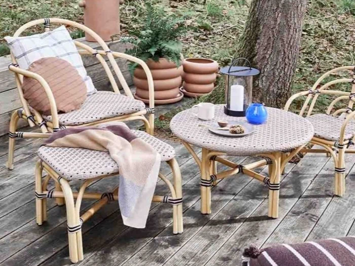 Momi loungestol m. skammel i ratten og polyrattan fra OYOY