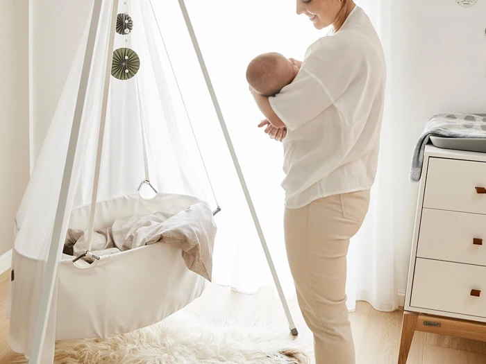 Leander, Classic, Vugge m. madras, Hvid, Stål; Vuggepose: Økologisk bomuld, H:30xB:50xL:83 cm