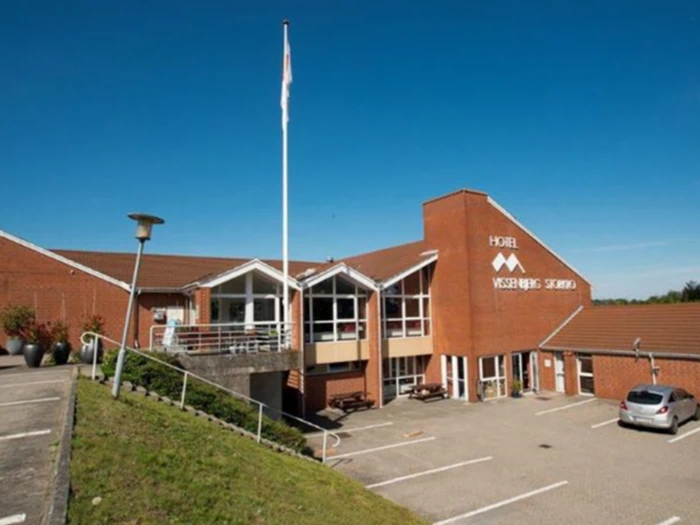 Miniferie for 2 voksne og 1 barn hos Vissenbjerg Storkro 