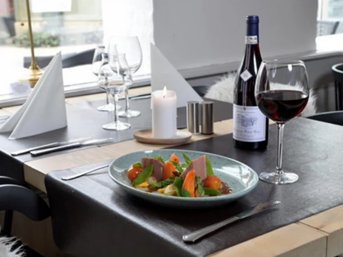 Ophold på Marcussens Hotel i den Idylliske havneby, Assens 