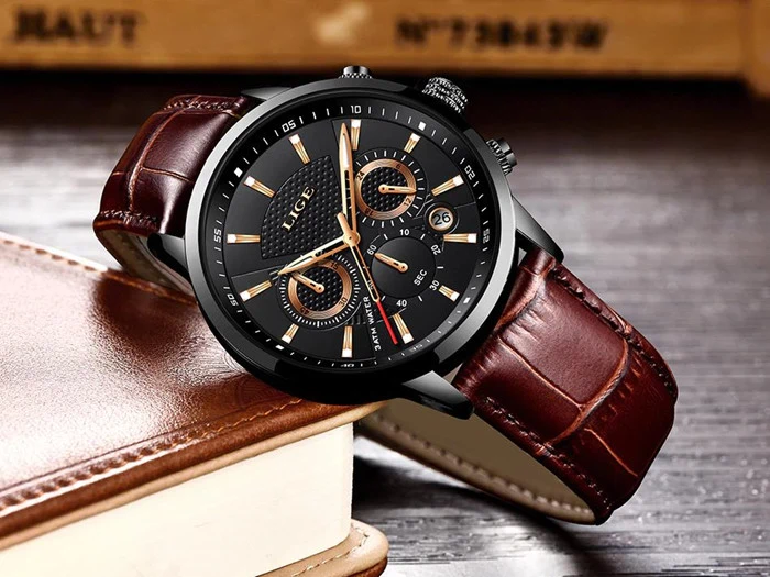 Design ur med læderrem