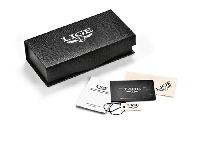 Designerur med læderrem