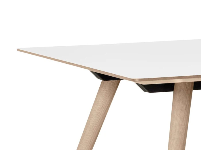 STICK-43-101 dansk arkitekttegnet spisebord fra PBJ Designhouse