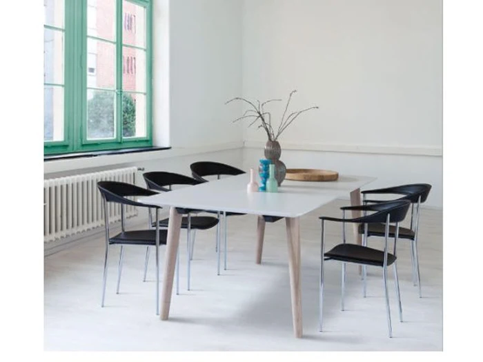 OBLIQUE hvid dansk designet spisebord fra PBJ Designhouse