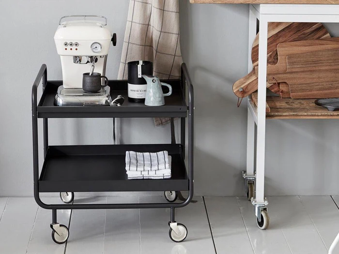 Trolley roll rullebord i sort fra House Doctor - 60x60 cm
