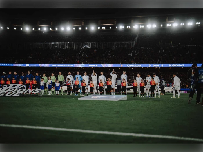 #20 Junnosuke Suzukis matchworn trøje fra FC Barcelona - FC København 28. januar 2026