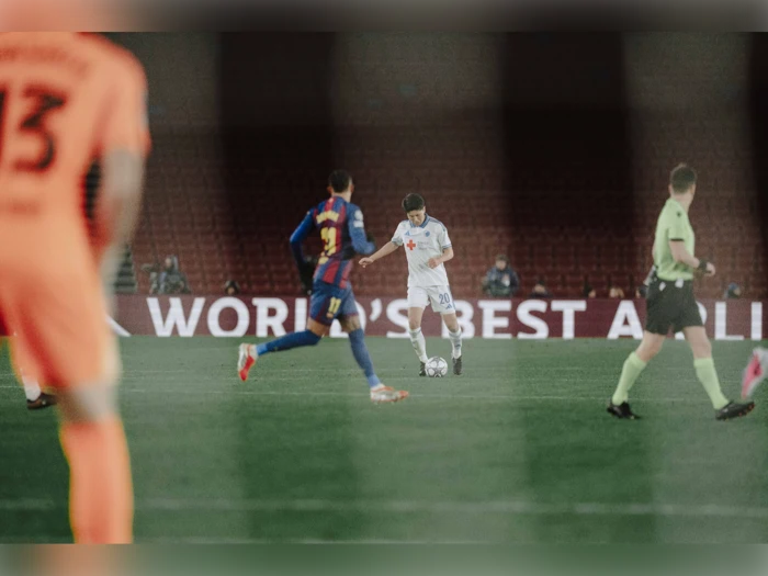 #20 Junnosuke Suzukis matchworn trøje fra FC Barcelona - FC København 28. januar 2026