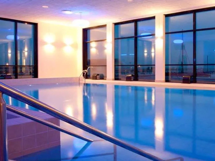 Lynauktion - Wellnessophold ved Limfjorden for 2 per. på Grand Hotel i Struer