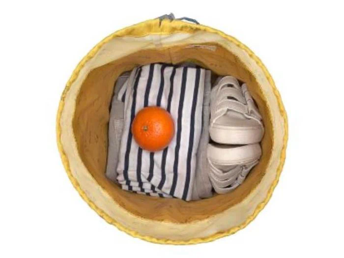 Gymnastikpose, idrætstaske, madkasse og penalhus bus - grøn fra LÄSSIG