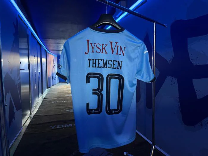 #30 Mike Themsens matchworn trøje i Medium fra Randers FC mod Sønderjyske