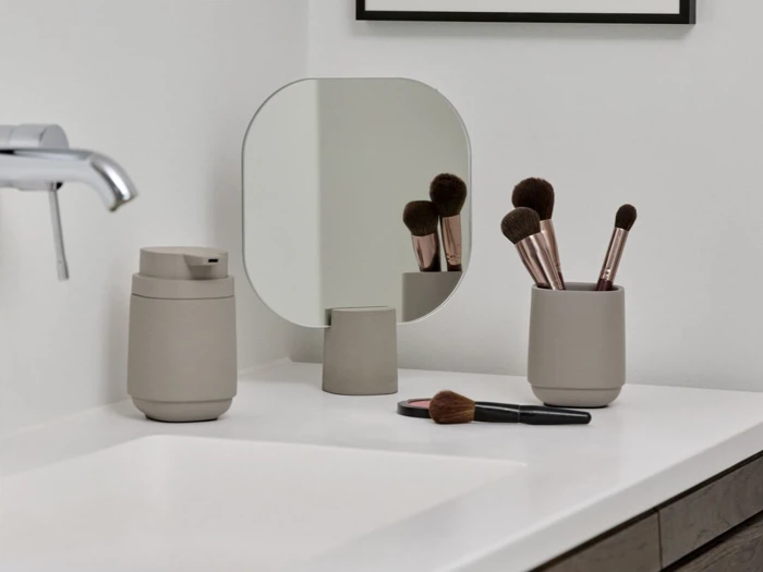 Zone Denmark, Time, Bordspejl, Concrete, Beton, Glas, B:20 x Dia:6 x H:26,5 cm