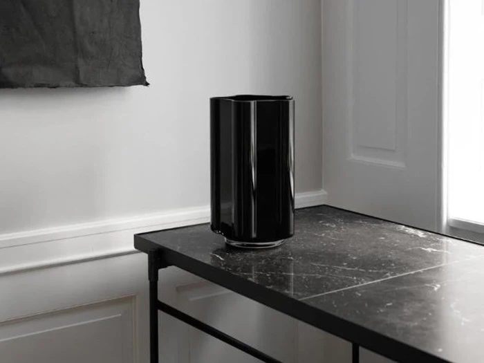 Louise Roe, Funki Vase, Rounded, Sort, Ø:21 H:34 cm