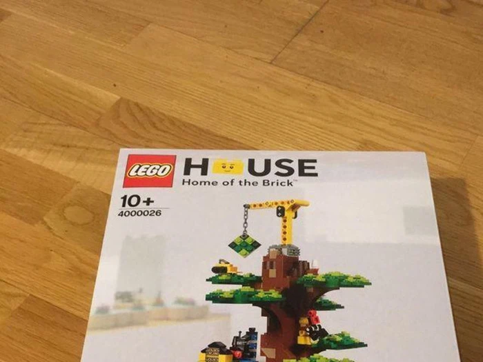 LEGO HOUSE Home of the Brick