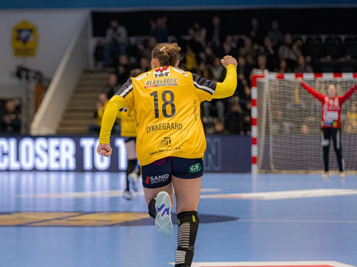 #18 Maria Lykkegaard Matchworn Champions League-trøje sæson 23/24 - UDEBANE