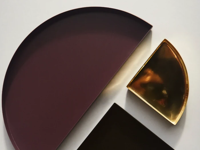 AYTM, UNITY, Bakke, Kvart cirkel, Guld, 100% Rustfri stål, L:10,8 x B:10,8 x H:1,9 CM