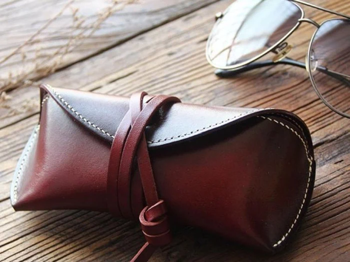 BRILLEETUI I LÆDER  no.029