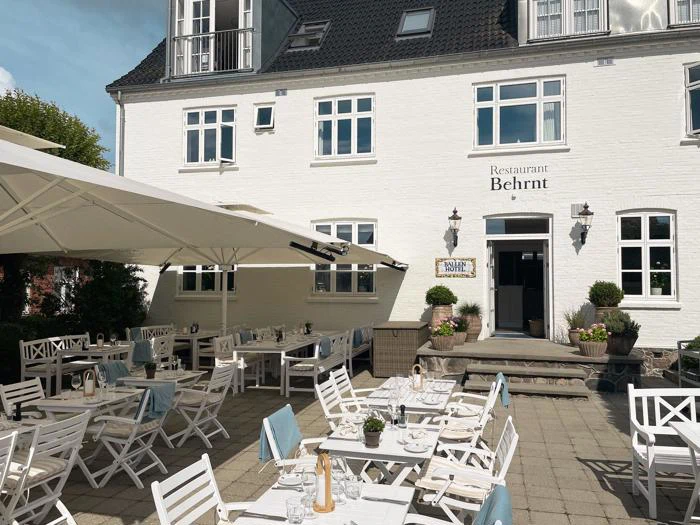 Miniferie for 2 på Samsø - Poolhus på Strandlyst Hotel og 3-retters gastronomi på Restaurant Behrnt