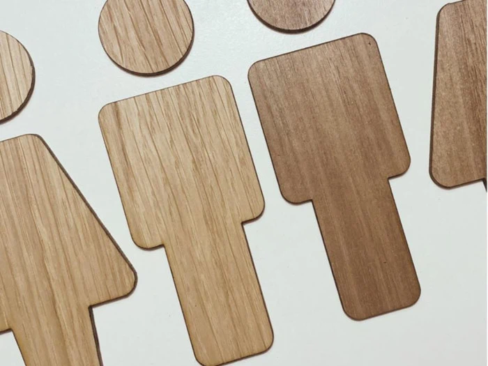 WC skilt, lyst eg fra WOODENFACTORY ♡