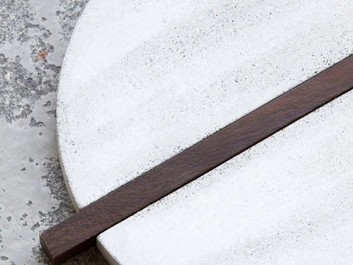 2 stk. Truvet bordskåner i lysegrå fra House Doctor