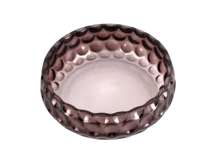 Rund glasskål med et struktureret, boblelignende mønster på siderne i en lys lilla eller mauve farve på en hvid baggrund.