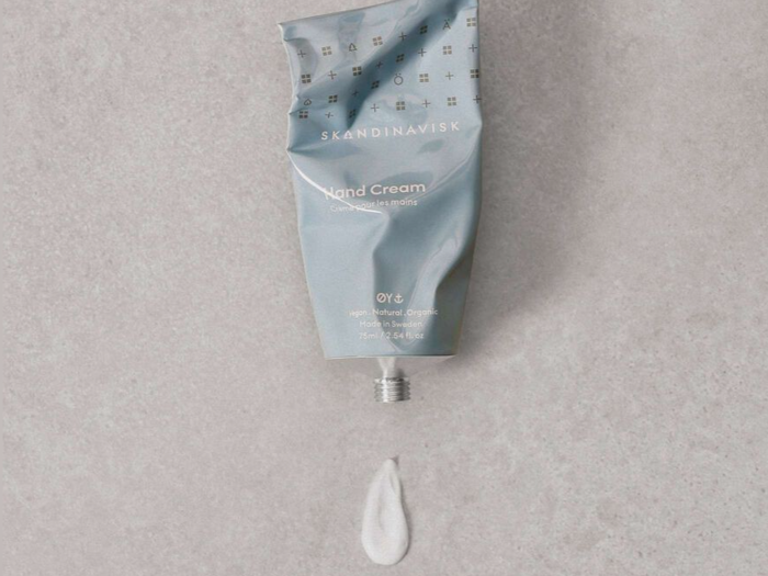 SKANDINAVISK, ØY, Håndcreme, Crabapple, Dog rose, Water mosses, Green leaves, Blå, 75ml.