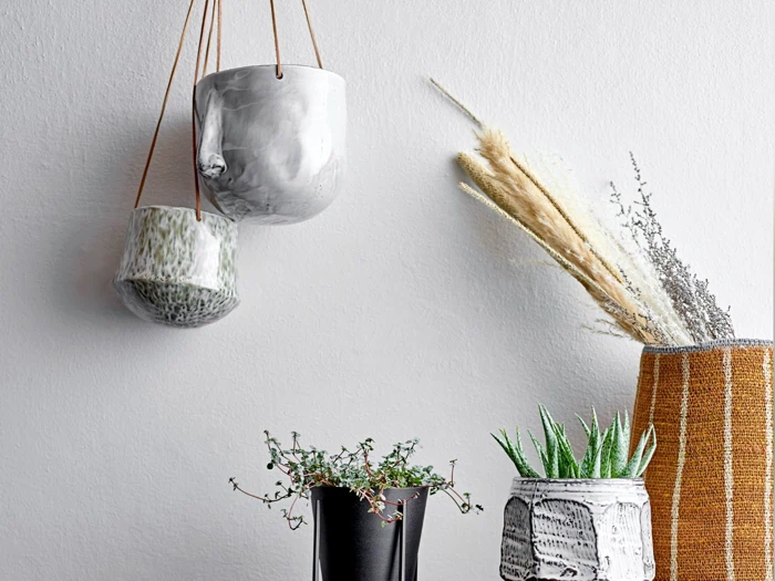 Bloomingville, Ileana, Hængeurtepotte, Grå, Stentøj, Dia:17 x L:55 x H:15,5 cm