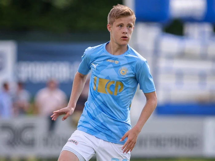 #20 Mads Skøtt Matchworn Guldtrøje str M
