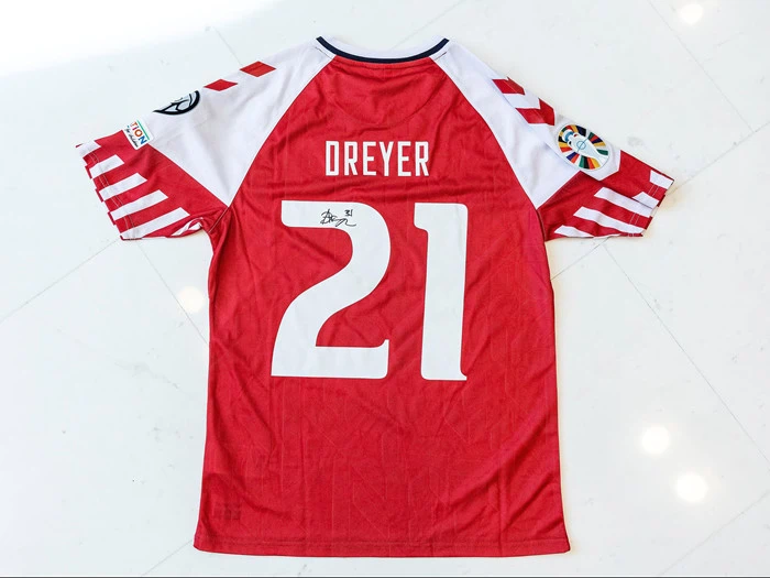 Anders Dreyers signerede trøje fra Danmark Finland 23. marts 2023
