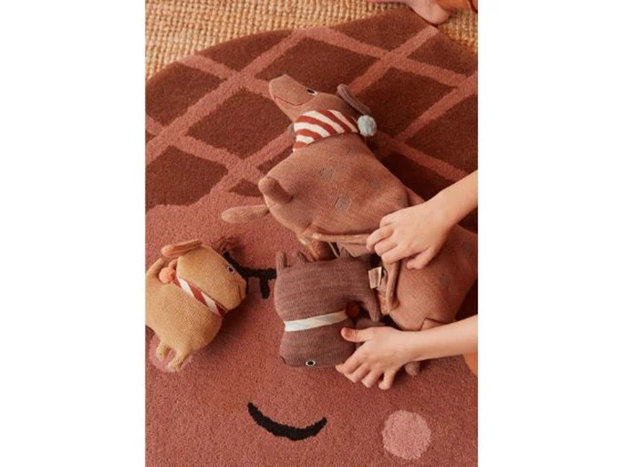 Acorn gulvtæppe i 80% uld fra OYOY - multi