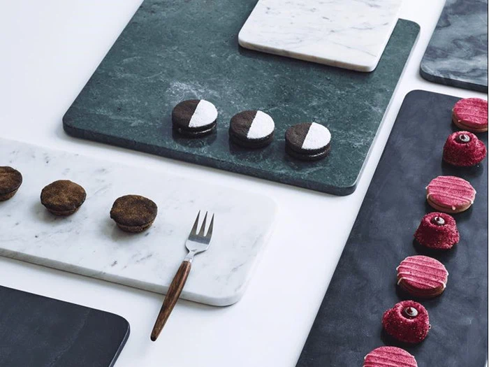 George grøn marmor plade fra Louise Roe - 36x36 cm 