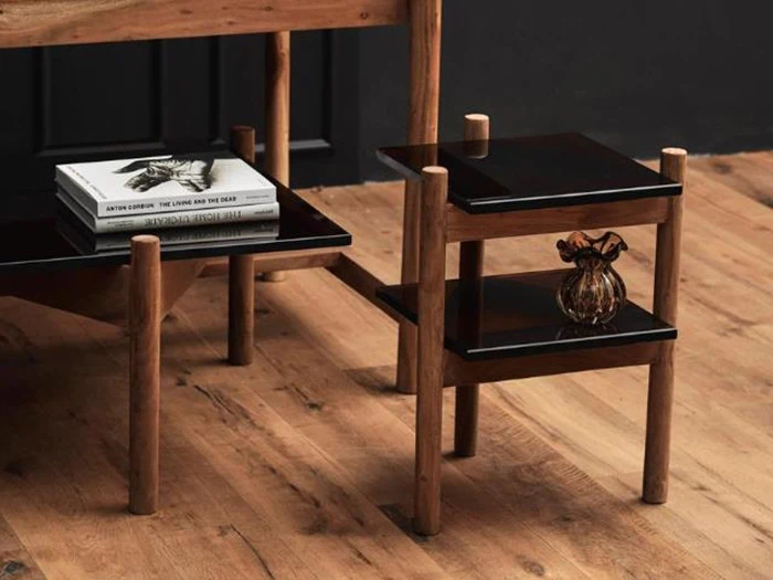 Nordal, Amber sidebord, Akacietræ/Glas, 40x44x58 cm