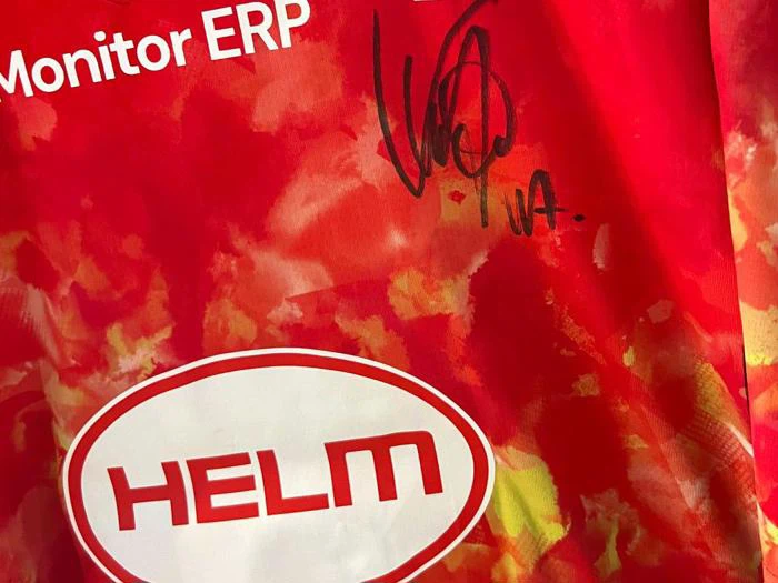 Viktor Axelsen signeret trøje 