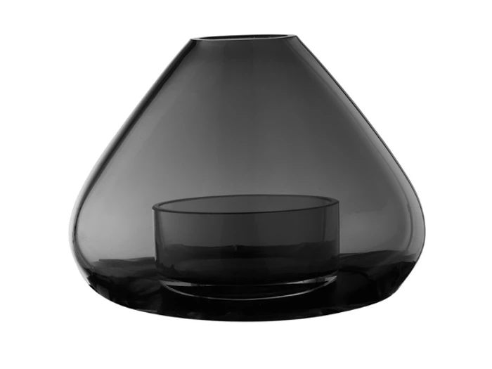 En moderne, sort, bredbundet glasvase med en smal åbning og en gennemsigtig, blank finish.
