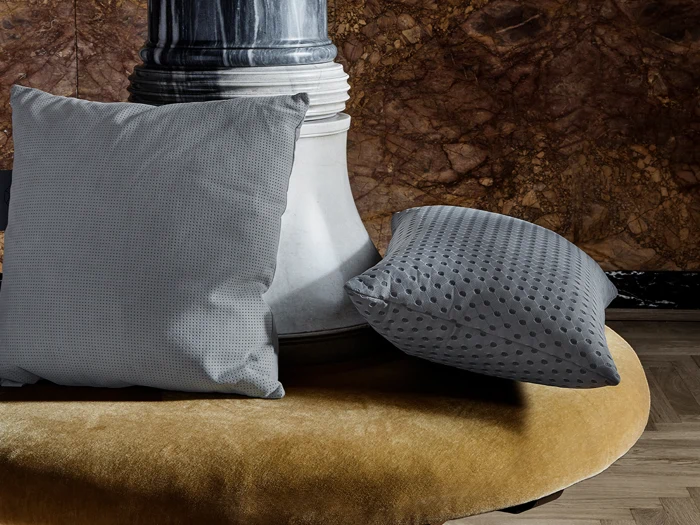 AYTM, PUNCTA, Pude, Lysegrå, Ruskind, Kanvas, L:45 x B:45 cm