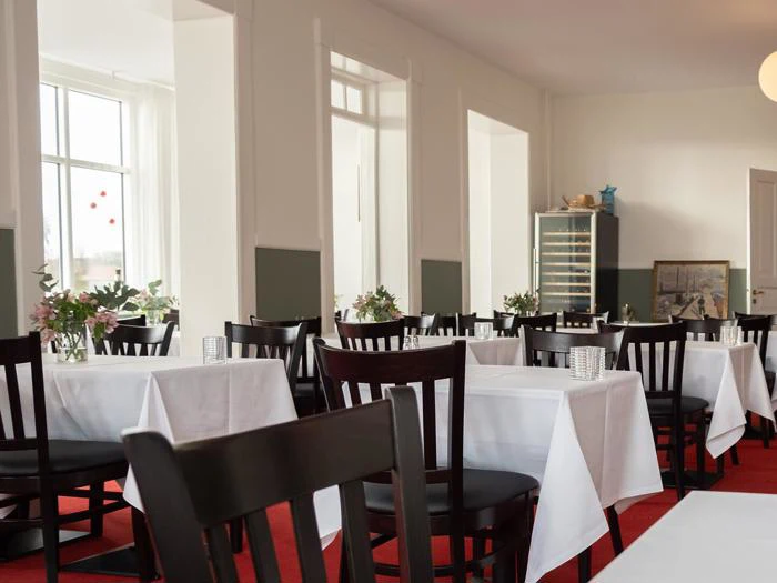 Ophold på Badehotellet Grenaa Strand - Alle tiders skønne badehotel