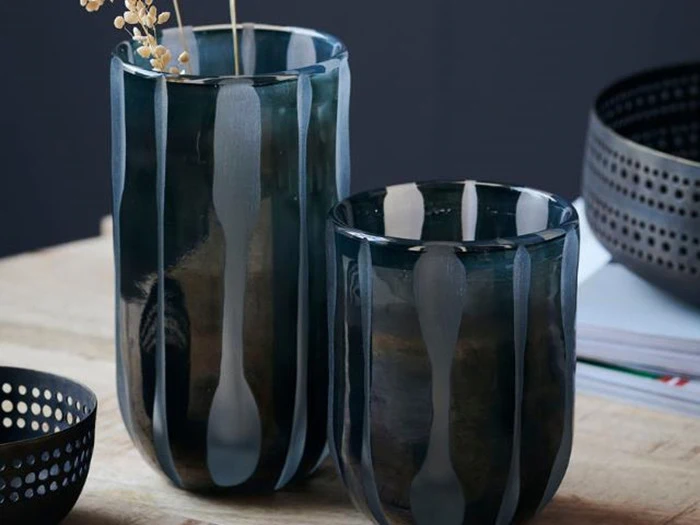 Bai vase og fyrfadsstage fra House Doctor - Grå