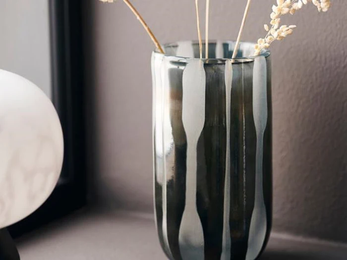 Bai vase og fyrfadsstage fra House Doctor - Grå