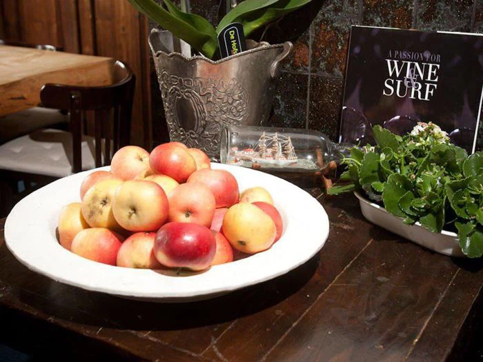 Kroophold for 2 på Bisserup Strandkro - Kystnær krohygge og god mad med udsigt 