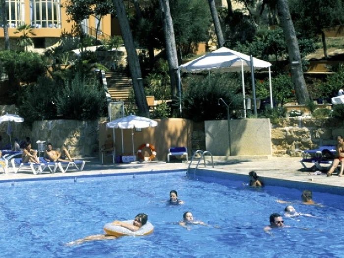 1 uges ferie i Palma, Mallorca, inkl. halvpension, med Bravo Tours (Afrejse den 10/5 fra København)