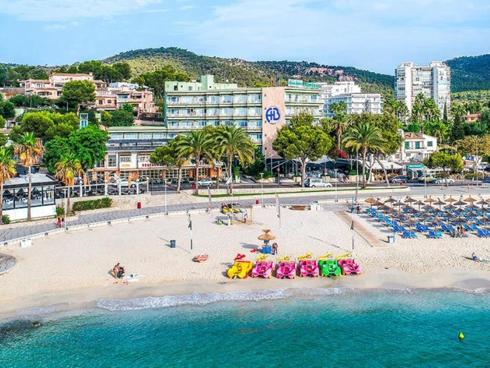 Nyd sensommeren på Mallorca på lækkert voksenhotel med Bravo Tours