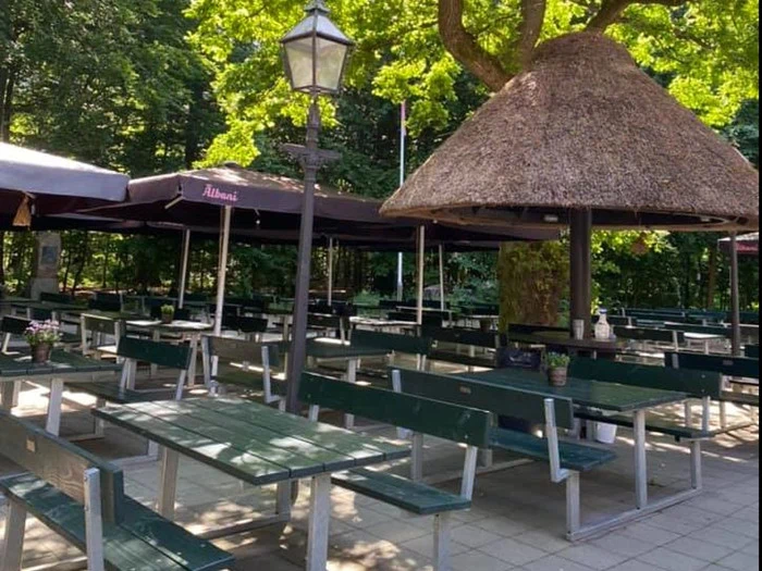 Friskfanget helstegt rødspætte for 4 personer på Restaurant Carlslund i Odense