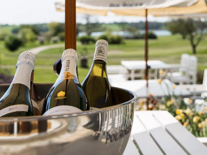 Gourmetophold på Møn Golf Resort – 5-retters gourmetoplevelse i topklasse