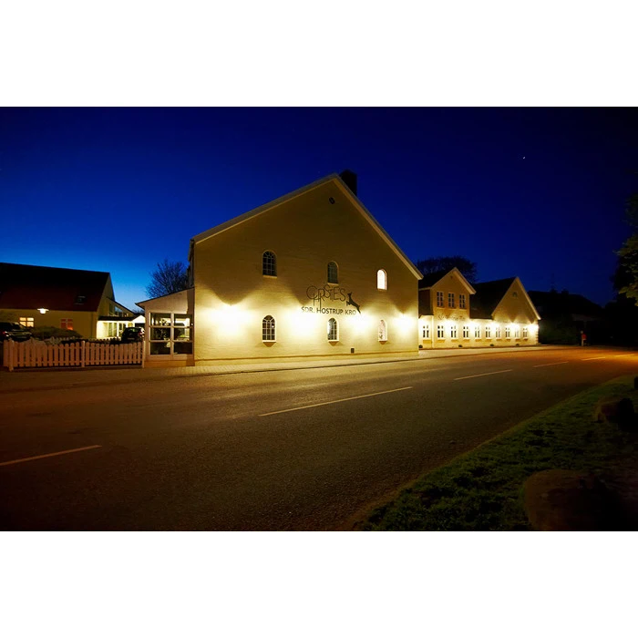 Gourmetophold for 2 personer på populære Christies Sdr. Hostrup Kro