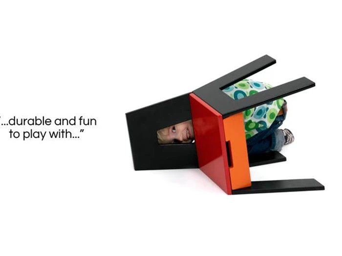 Lækkert design til børneværelset - A-Table og 1 A-chair fra COLLECTfurniture