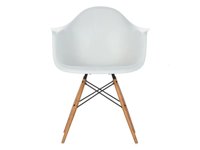 Eames Plastic Armchair (DAW), Ahorntræ Vitra fra Casanova.dk