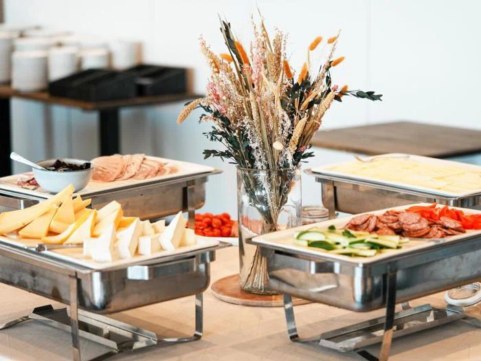 Miniferie på Hotel Limfjorden - 2-retters menu hver aften og fantastisk udsigt over Limfjorden