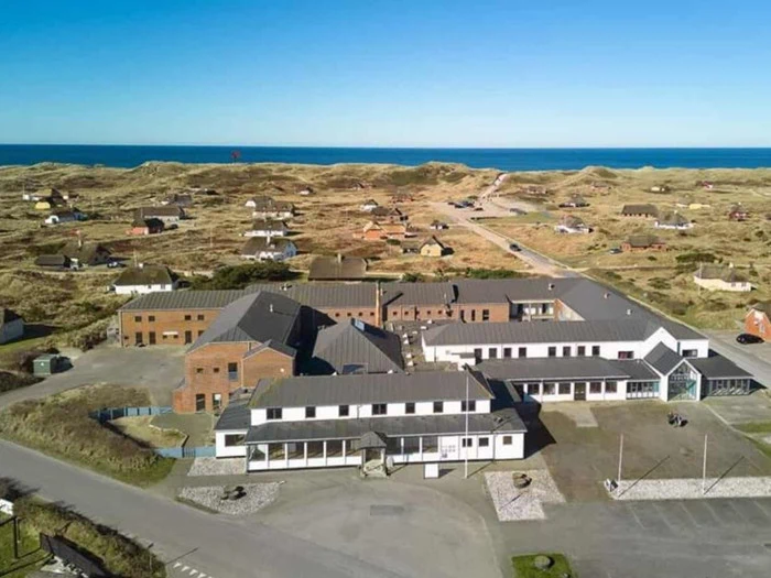 Gourmetophold med 5-retters menu på Restaurant Litus i Vedersø - Stenkast fra det brusende Vesterhav