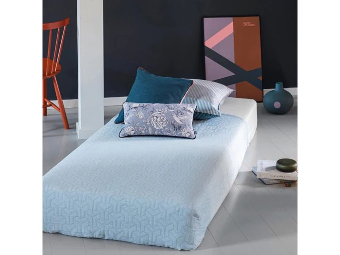 Mette Ditmer, TRIO sengetæppe, lyseblå, 140 x 250 cm