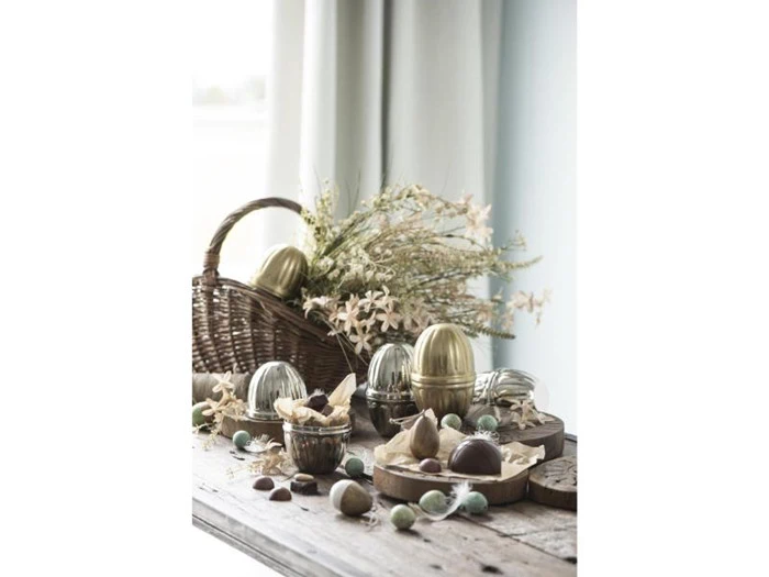 Ib Laursen, Påskeæg Carolina, aluminium, H: 13 Ø: 9 cm