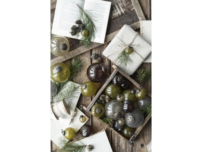 Ib Laursen, Julekugle, pebbled glas, løgformet fog, H6 x Ø6,3 cm